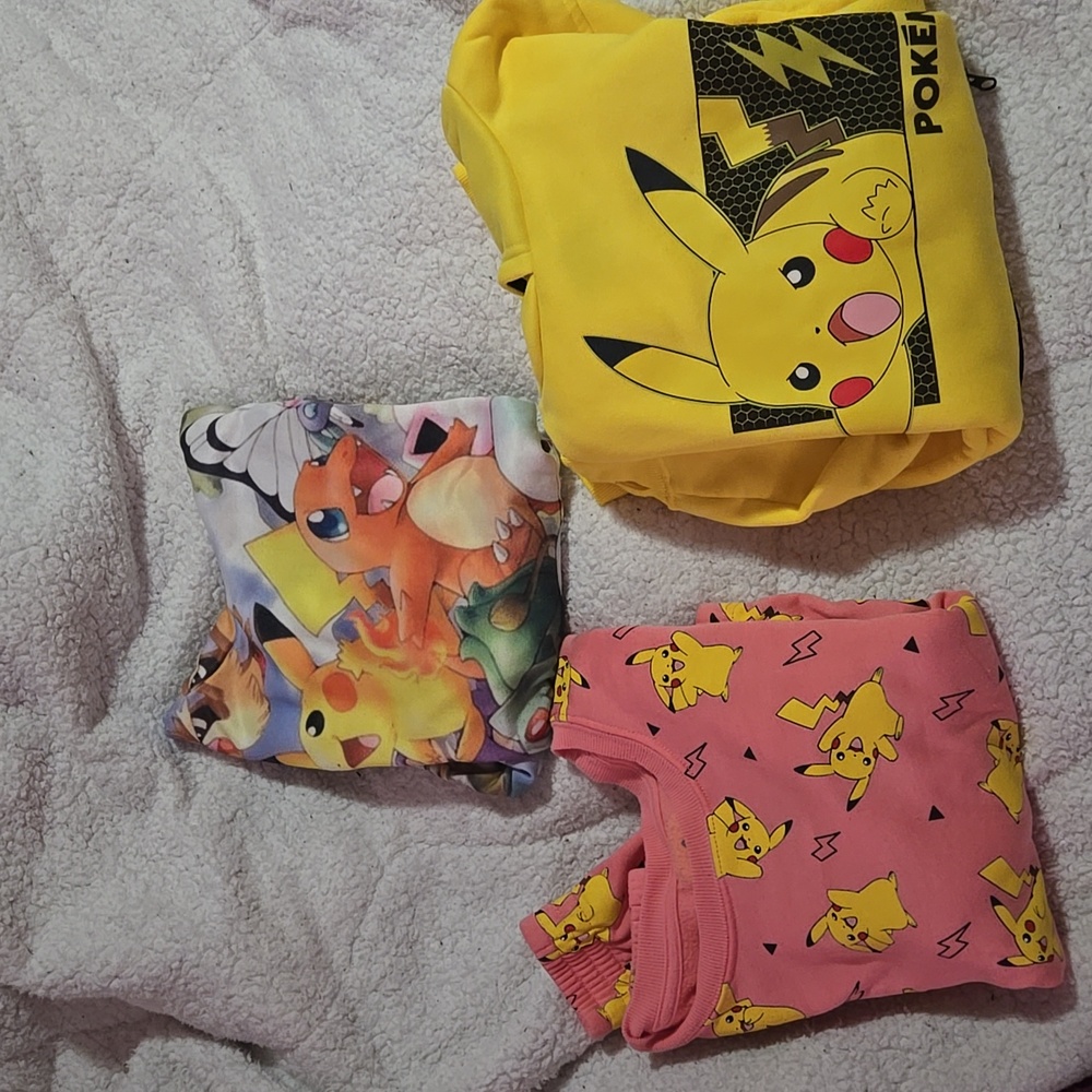 Pokemon sweater